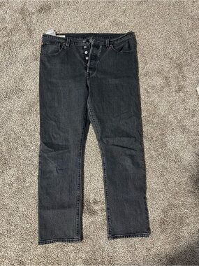 Levi jeans (read description)